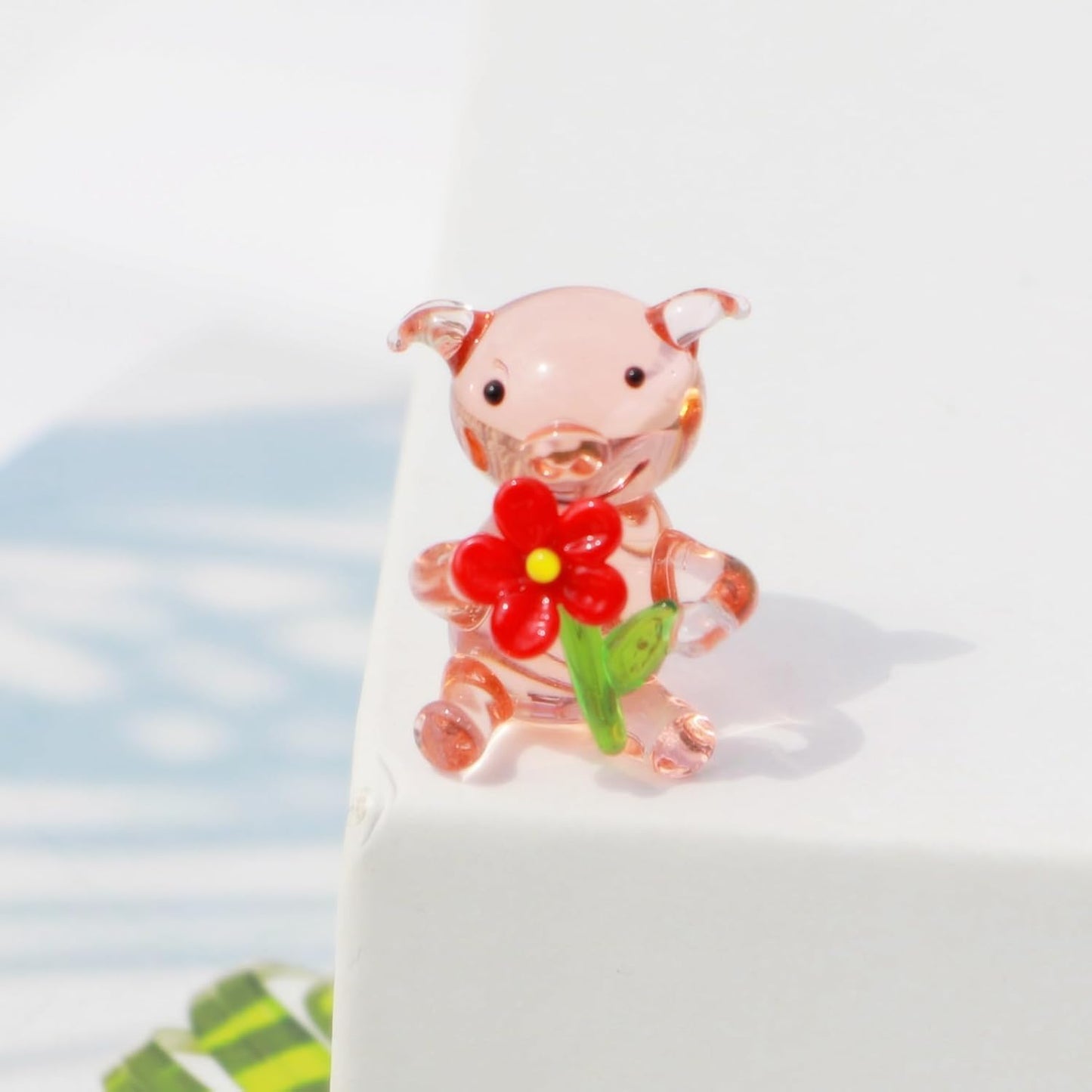 Miniature Hand Blown Glass Pig Figurine Crystal Animal Decor, Home Statues Collectible Figurines 3D Animal Ornament for Women & Men Flower