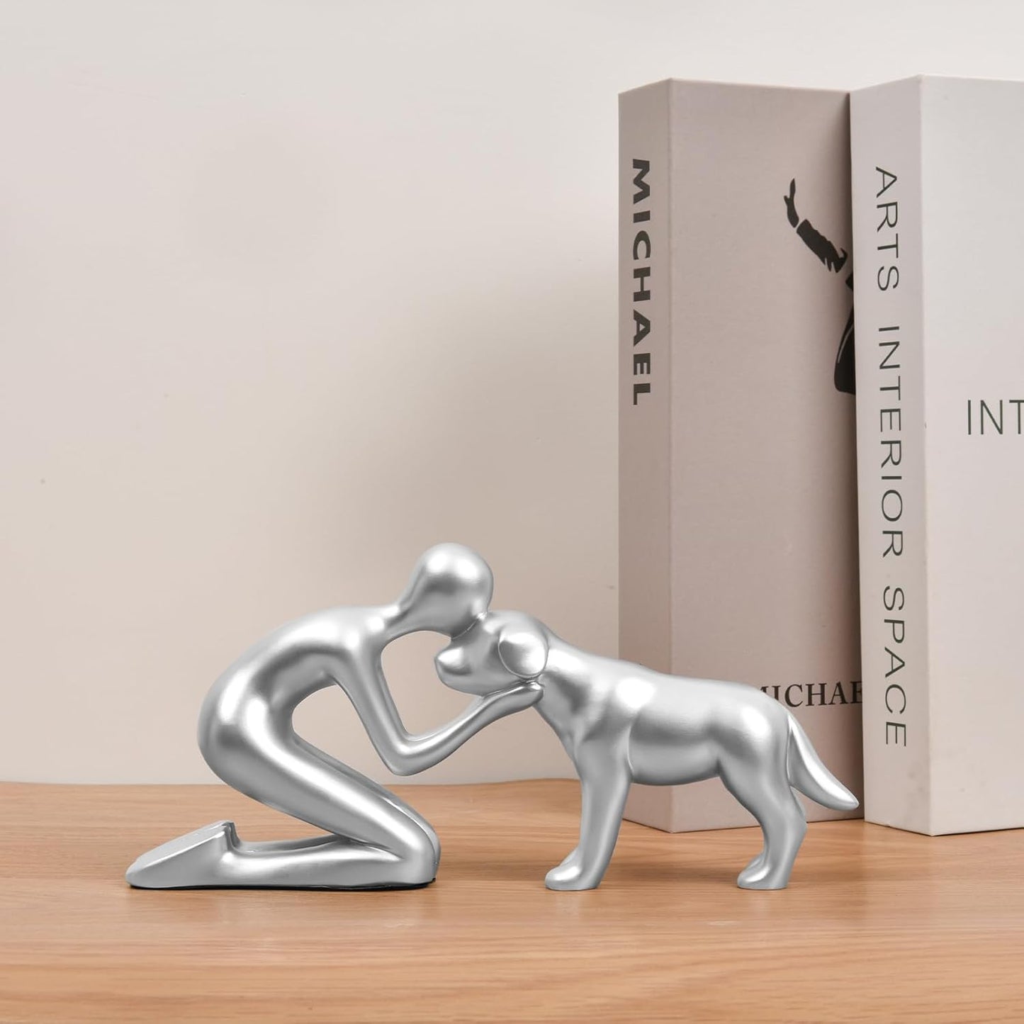 Dog Sculpture Decoration Cute Man and Dog Statue Home Decor for Office、Living Room、Bedroom、Shelf Home, Memory Gifts for Pet Lovers (Silver)