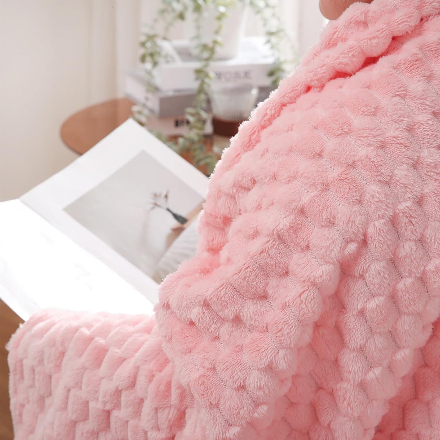 Light Pink Throw Blanket 50"×70" inches Gifts for Mom Fuzzy 3D Jacquard Decorative Flannel Fleece Super Soft Plush Cozy Blanket for Couch Sofa Chair Lightweight