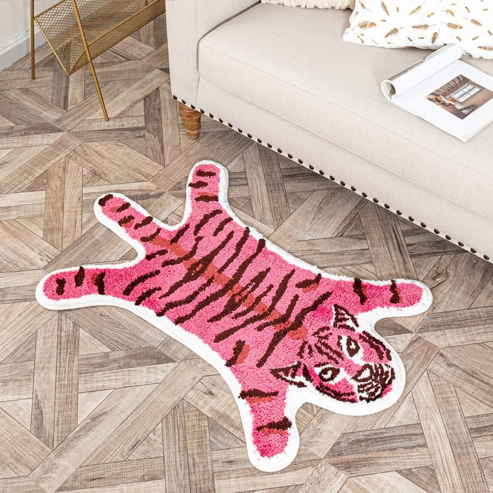 Funny Tiger Bath Mat for Bathroom, Cute Pink Tiger Cartoon Bathroom Rug Non Slip Animal Shaped Absorbent Preppy Small Bathtub Decor Aesthetic Plush Shower Rug Machine Washable 33.1x21.7in