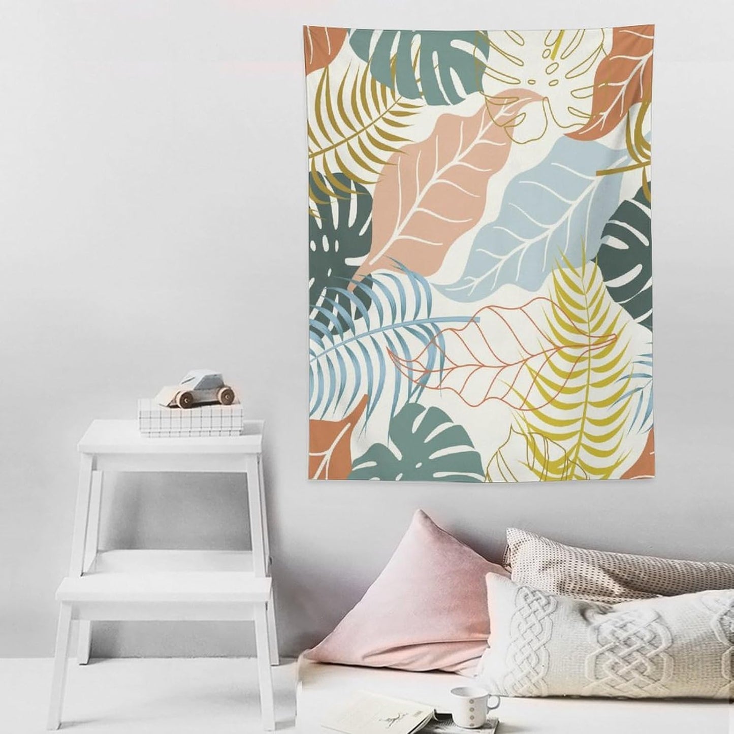 ICMOLYYENLO Boho Green Leaves Tapestry, Mid Century Abstract Tropical Palm Leaves Modern Minimalist Geometric Wall Hanging, Neutral Home Decor Art for Living Room Bedroom Dorm 60x60 Inch
