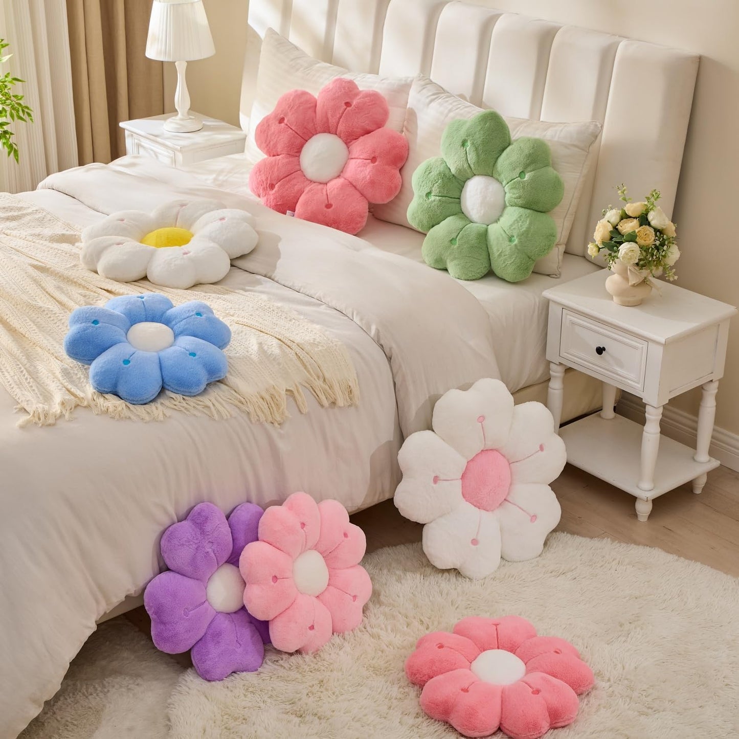 Flower Throw Pillow, Cute Daisy Cherry Blossom Flower Shaped Pink Throw Pillow 15.7In White Floor Cushion for Home Bedroom Sofa Chair Couch Decor