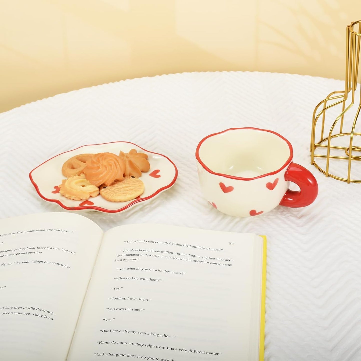 Koythin Ceramic Coffee Mug Saucer Set, Cute Creative Cup with Heart Pattern Saucer Design for Office and Home, Dishwasher and Microwave Safe, 6 oz/180 ml for Latte Tea Milk (Red Heart)