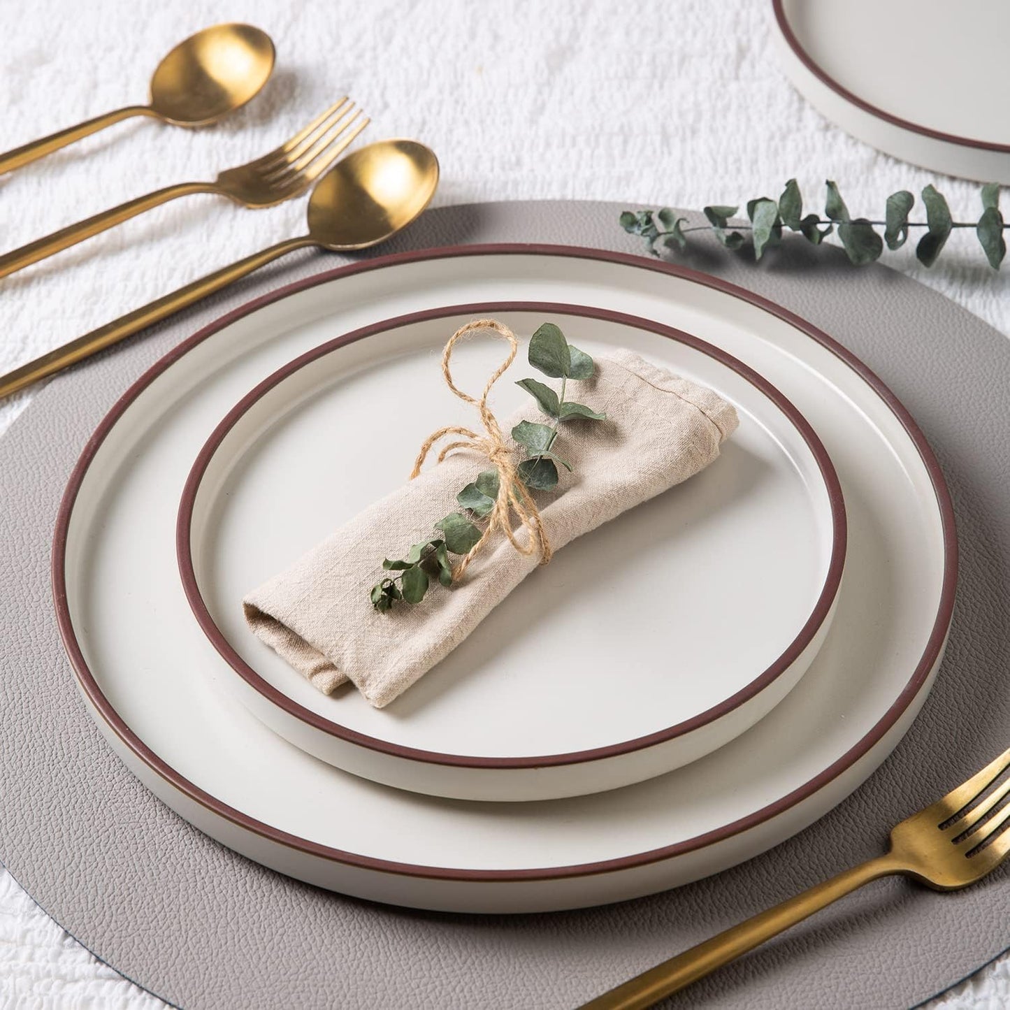 LERATIO Dinner Plates,10.75 Inch Ceramic Flat Plates Set of 6,High Edge Modern plates for Kitchen,Microwave & Dishwasher & Oven Safe, Scratch Resistant Dishes Set-White with Rim