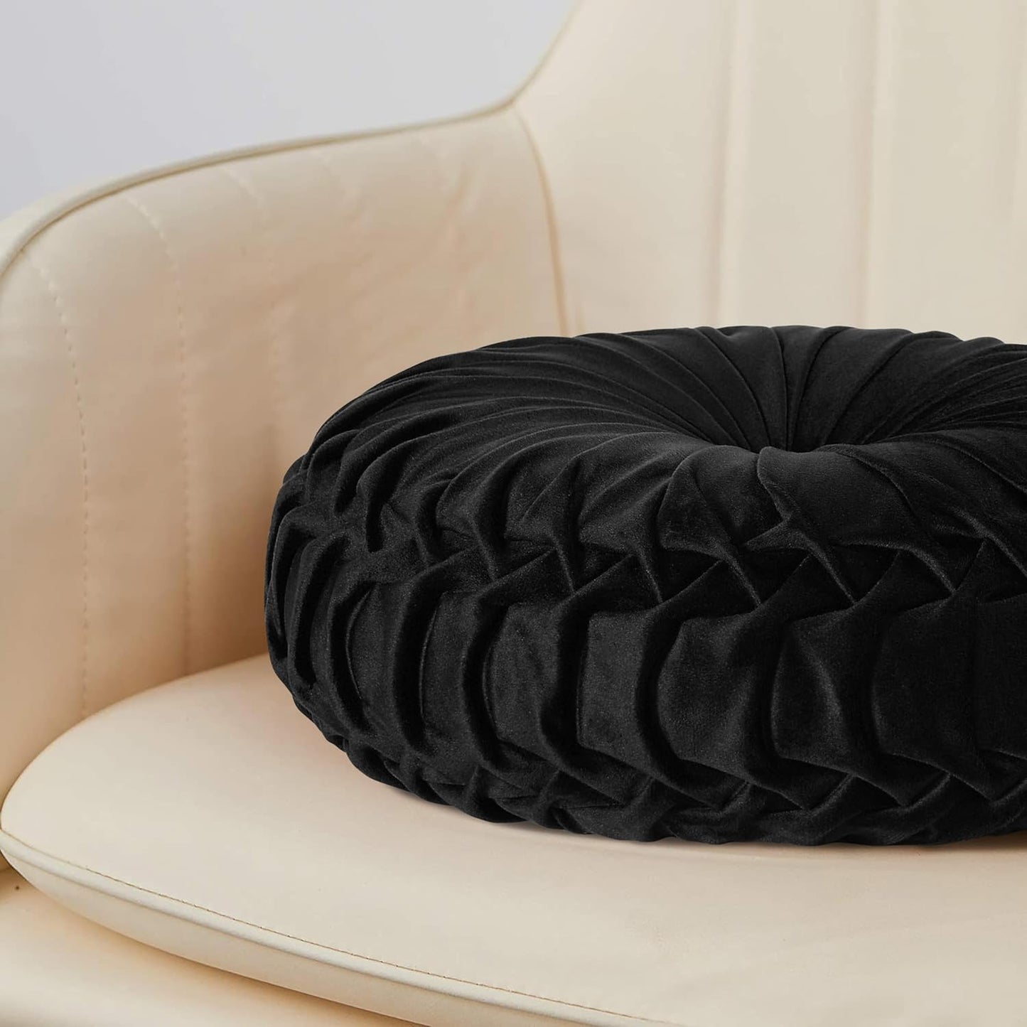 HIG Set of 2 Decorative Round Pleated Throw Pillows, Classy Accent Pumpkin Throw Pillows with Center Button, Vintage Velvet Floor Pillows for Sofa Vanity Chair Bed, Black, 14.5" Diameter(Ripple)