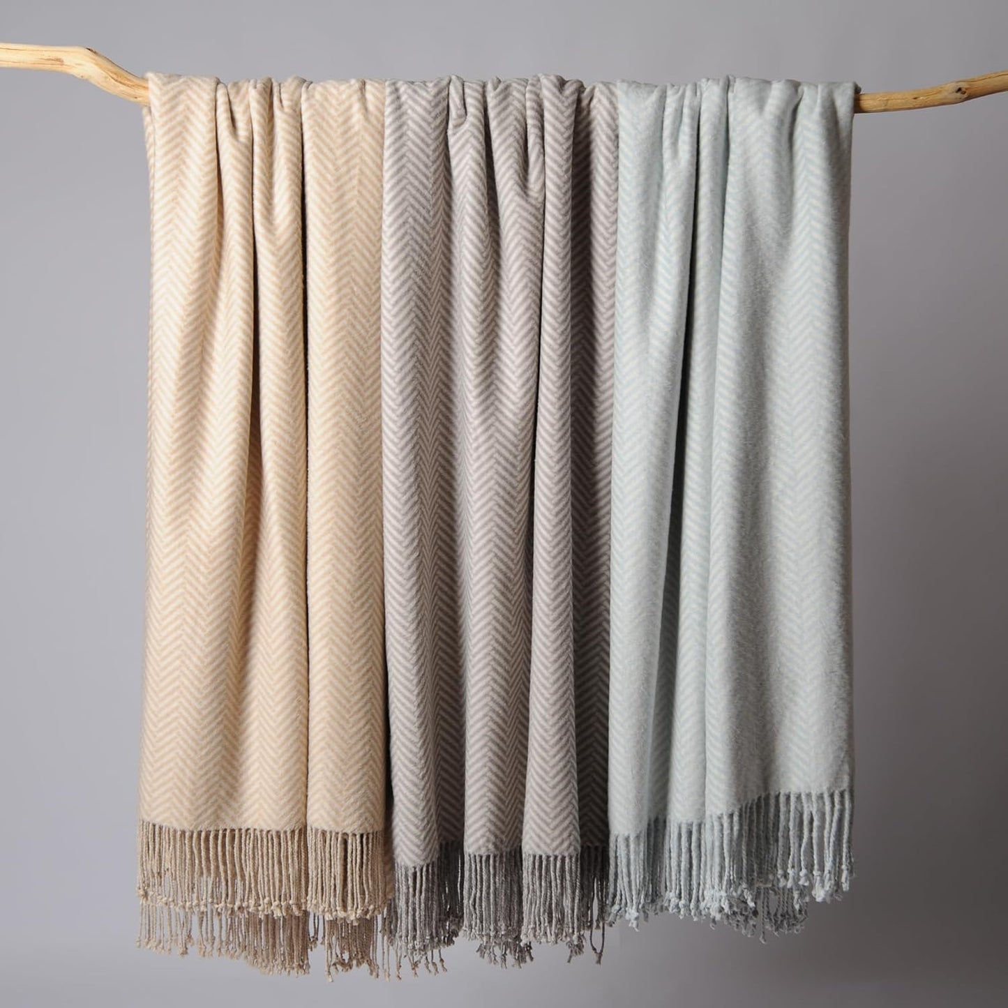 CUDDLE DREAMS Silk Throw Blanket with Hand-Knotted Fringe, Natural, Soft & Breathable (Herringbone-Taupe)