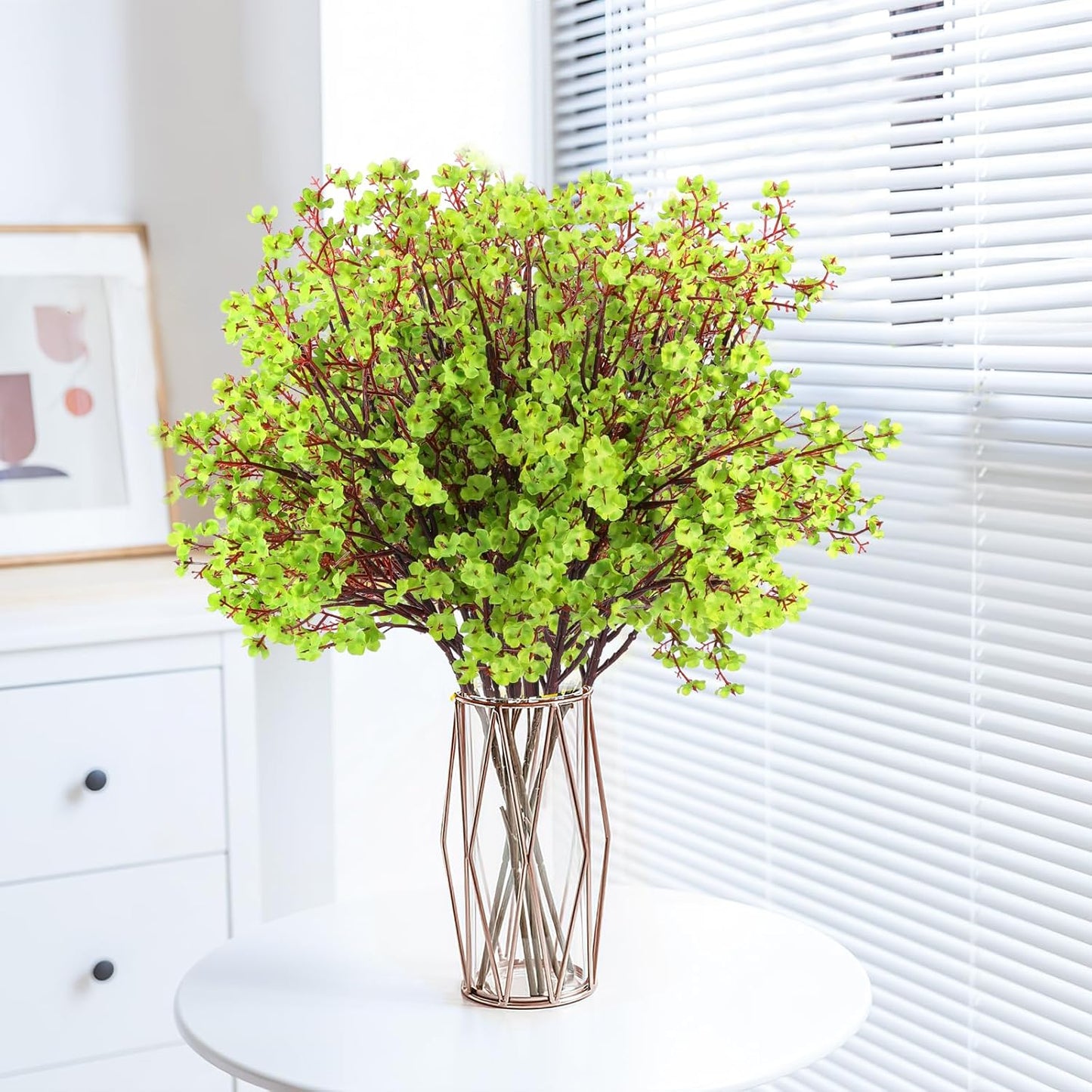 Hananona 10 Pcs Babys Breath Green Flowers Artificial Gypsophila Flowers St. Patrick's Day Fake Silk Flowers for Home Decor Spring Floral Arrangement Table Centerpieces