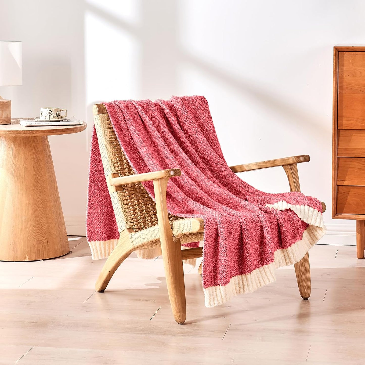 CozeCube Super Soft Fullfy Microfiber Reversible Knitted Blankets, Warm Cozy Fuzzy Plush Throw, Christmas red and White Melange Throw Blanket for Couch Bed Sofa, 60" x 80"