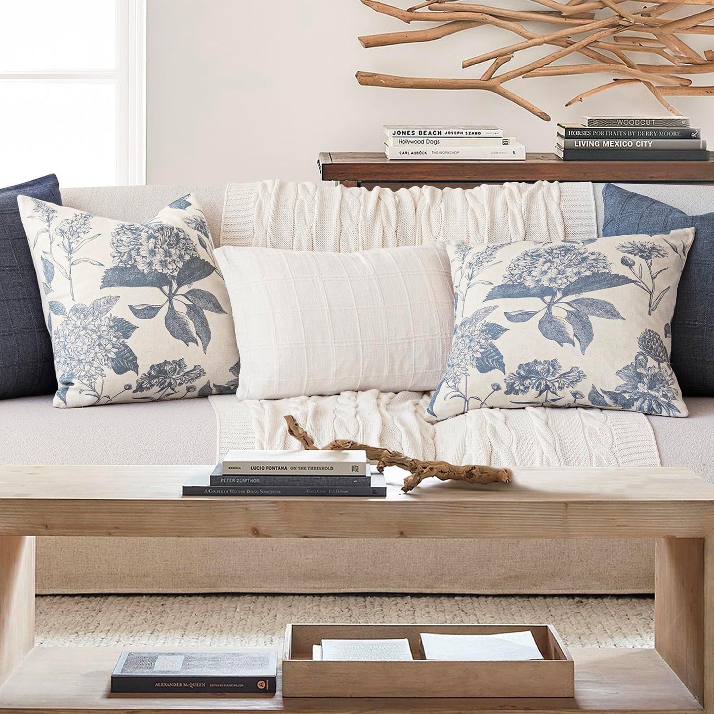 Foindtower Set of 2 Linen Floral Vintage Throw Pillow Covers Neutral Accent Print Decorative Cushion Covers Farmhouse Boho Home Decor for Sofa Chair Couch Bedroom Living Room,18×18 Inch,Blue