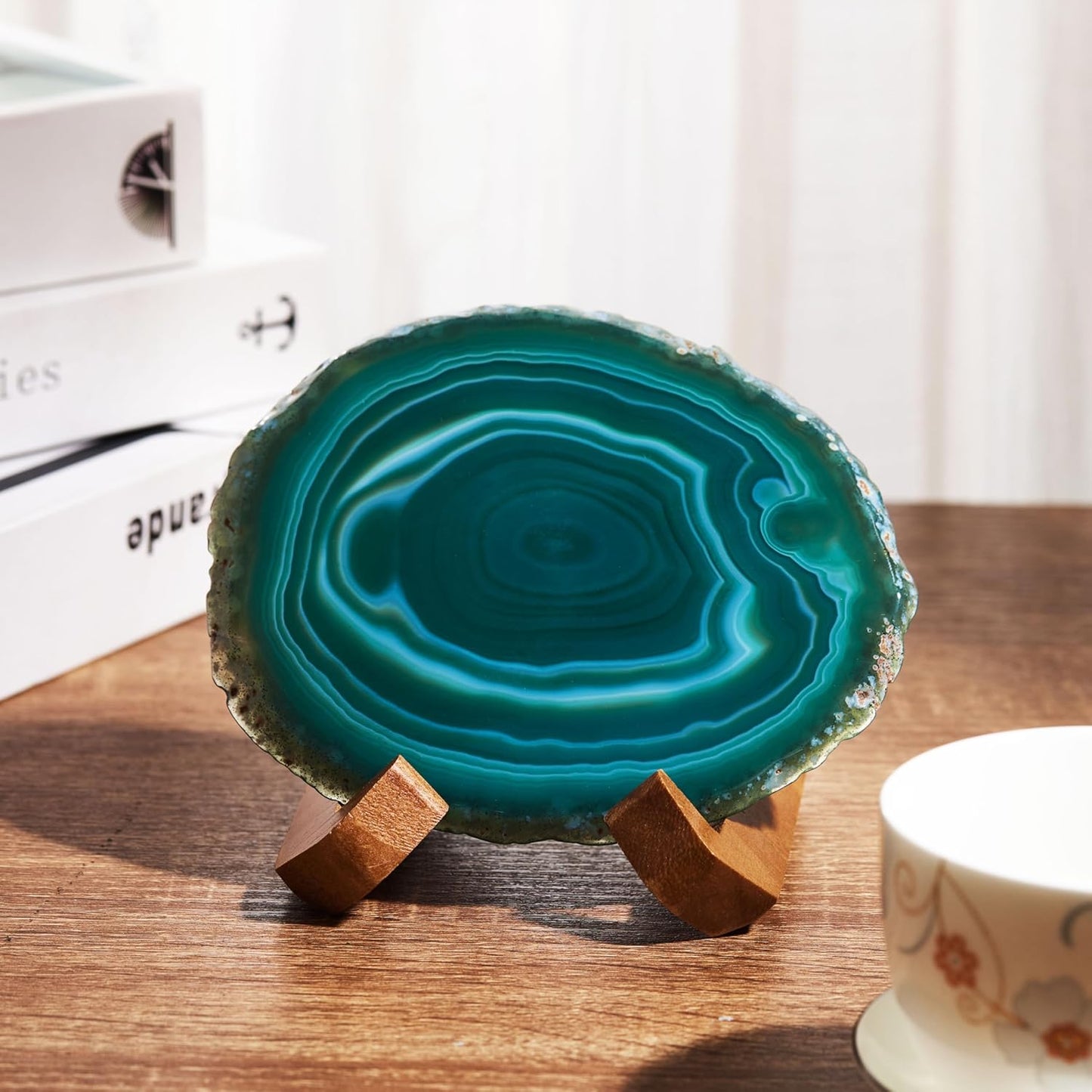 Luxury Lane Large Natural Brazilian Agate Slice Geode Rock Stone Drink Coaster with Wood Holder 4.7-5.5 inch Centerpiece Table Decoration, Emerald Green