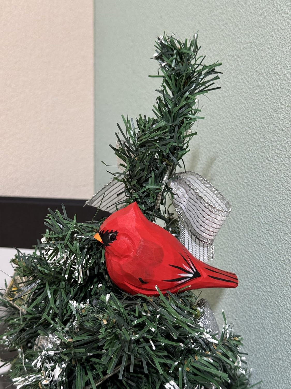 LWINGFLYER Wooden Cardinal Bird Figurines for Christmas Decoration, Artificial Bird Statue,Gift for Bird Lovers, Carved Small Animal Ornament Christmas Home Decor