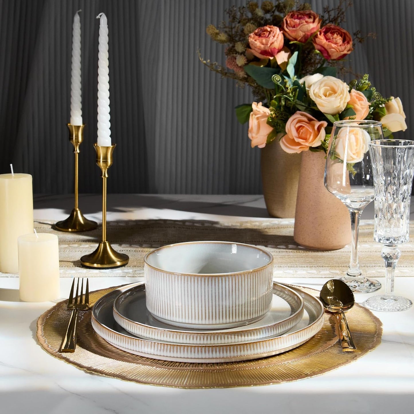 E-far 24-Piece Stoneware Dinnerware Sets, Plates and Bowls Sets for 8, Kitchen Modern Dinning Porcelain Dishes Set, Chip & Scratch Resistant, Dishwasher & Microwave Safe, Creamy Beige