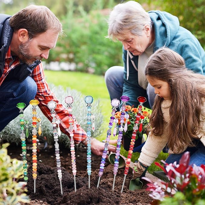 UFU 238Pcs DIY Fairy Wand Beaded Garden Stakes Kit, Fairy Wands Kit with Sparkling Crystal Pendants, Suitable for Different Holidays Garden Stakes Decorative Outdoor Beadable Items(12IN)