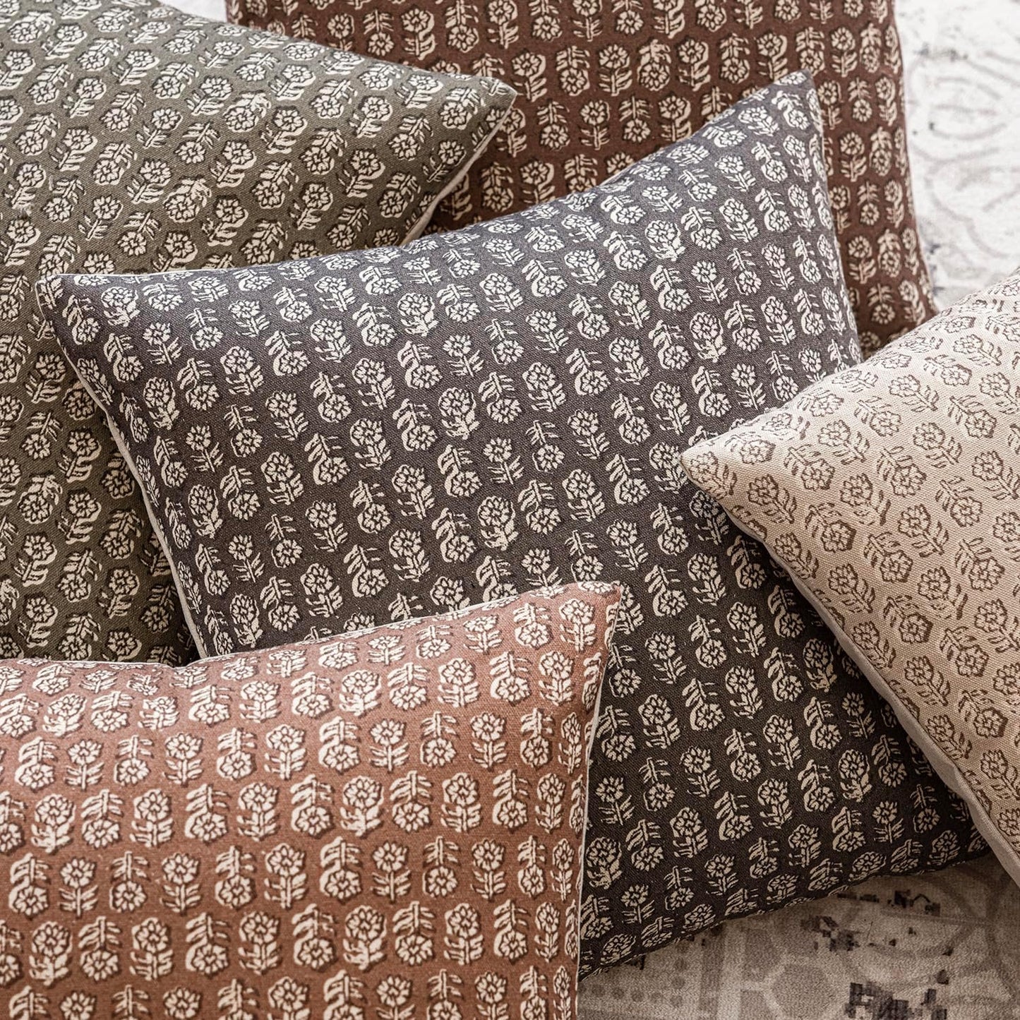 Foindtower Set of 2 Decorative Vintage Floral Print Throw Pillow Covers Neutral Modern Farmhouse Cushion Covers Boho Home Decor for Sofa Couch Chair Bedroom Living Room,18×18 Inch,Rustic Gray