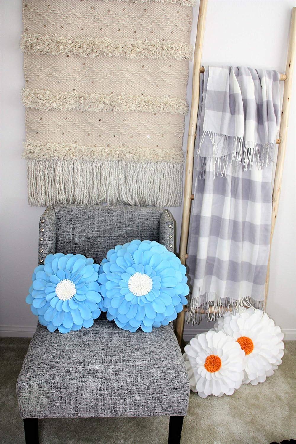 Decorative Flower Pillows – 3D Happy Daisy Flower Throw Pillow - Flower Shape Design Patented-Flower Shaped Pillow For Home Décor – Round Throw Pillows Soft & Cozy - Couch & Bed Flower Shape Pillow