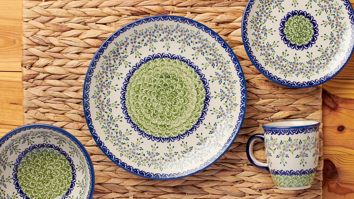 Blue Rose Polish Pottery - Green Summer Vine Dessert Plate - 7" Diameter - Beautiful Plate for Cake, Appetizers, or Snacks
