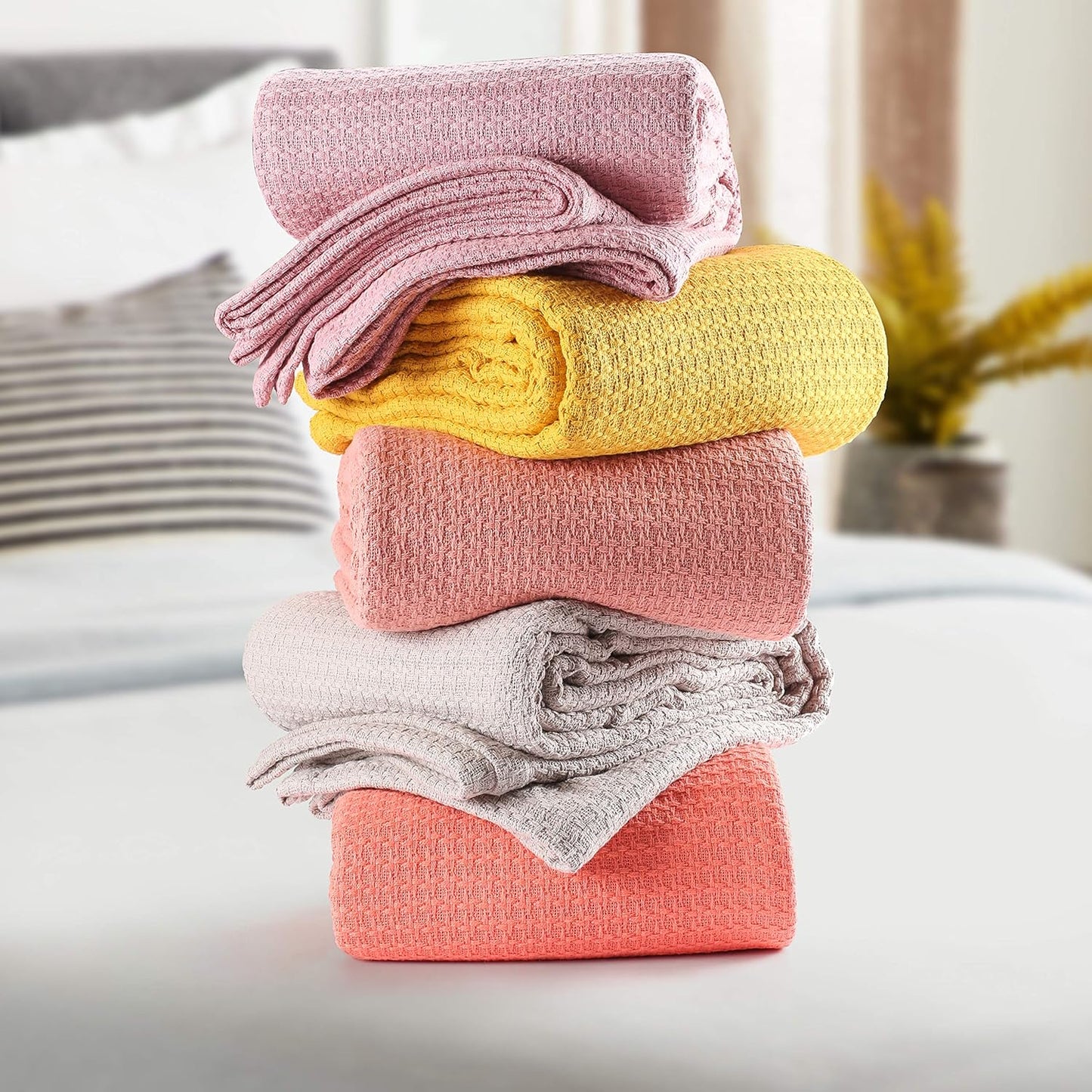 BELIZZI HOME 100% Cotton Bed Blanket, Breathable Bed Blanket King Size, Cotton Thermal Blankets King, Perfect for Layering Any Bed for All Season, Coral