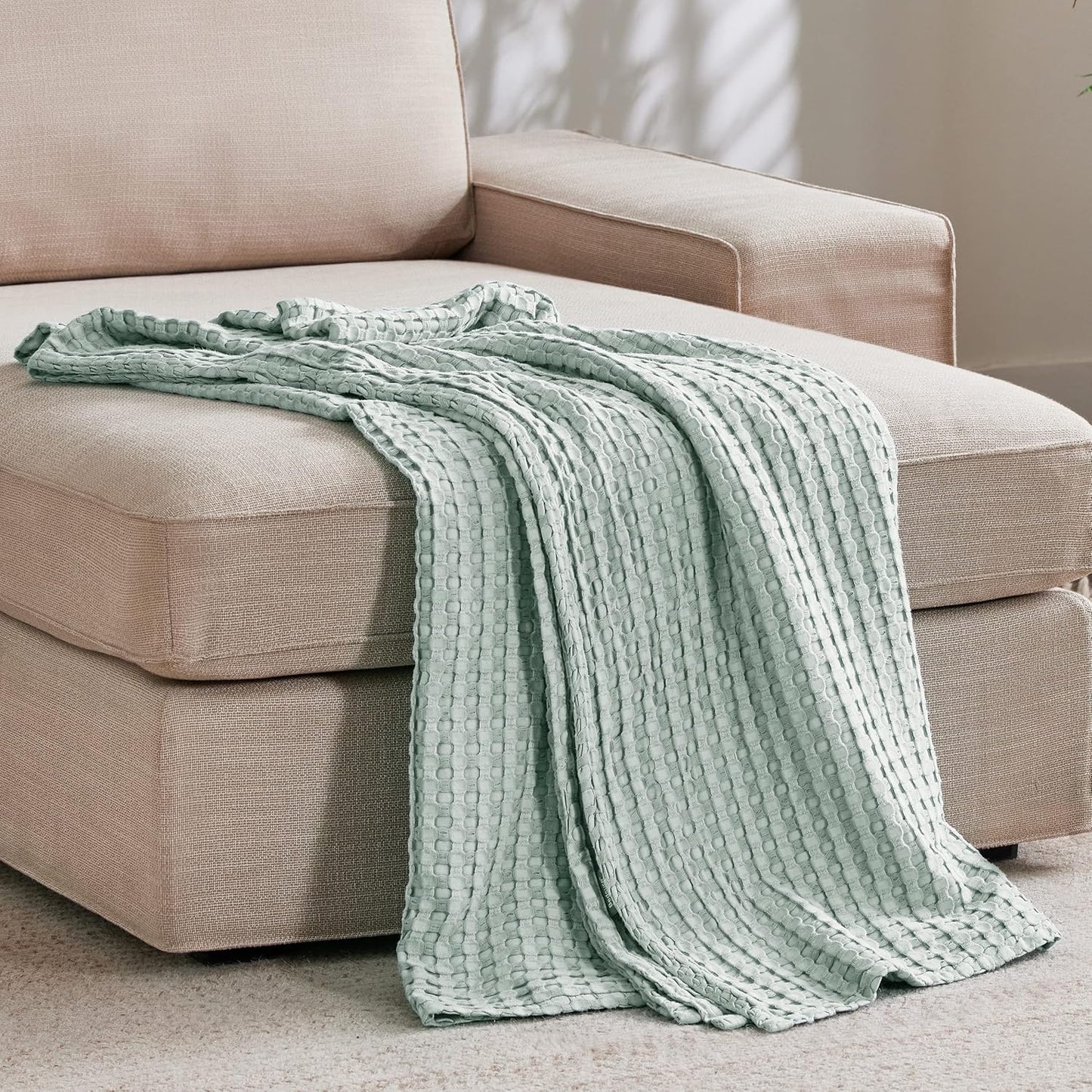Bedsure Cooling Cotton Waffle Twin XL Blanket - Lightweight Breathable Blanket of Rayon Derived from Bamboo for Hot Sleepers, Luxury Throws for Bed, Couch and Sofa, Mint Green, 66x90 Inches