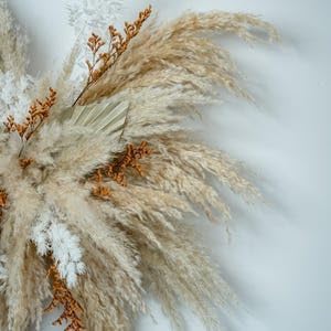 1pc 88.9cm Natural Pampas Grass Wall Hanging, 35 Inch Dried Reed Bouquet, Beige to Brown, Bohemian Home Decor (Desert Whisper)