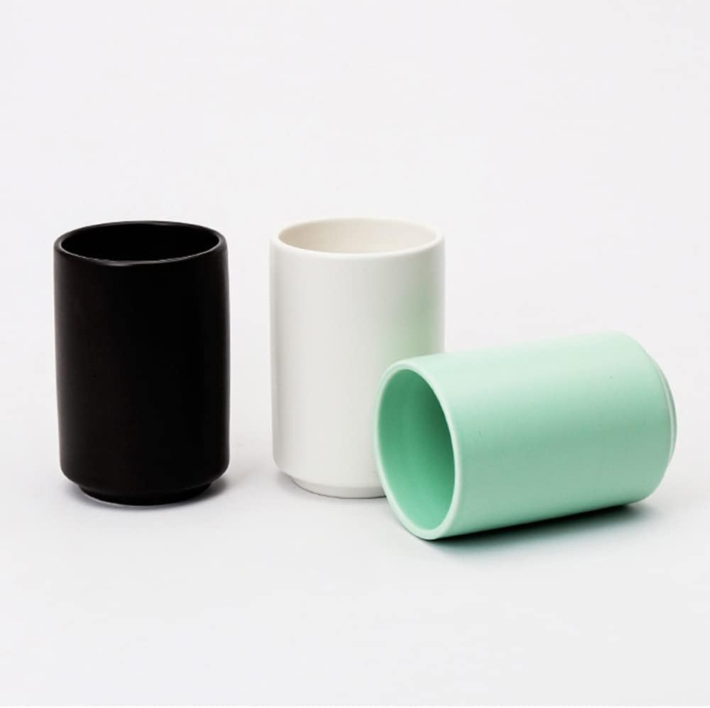 Japanese Style Ceramic Tea Cup, Handleless Ceramic Mug, Matte Glazed Couple Cup, Suitable for Drinking Water, Tea, Coffee (Light Green)