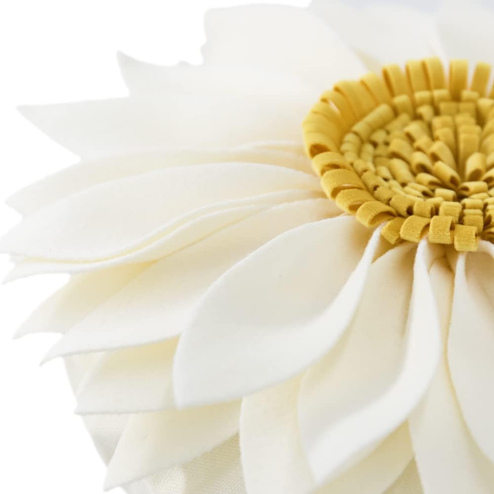 JWH 3D Flower Throw Pillow Cover Aesthetic Decorative Daisy Accent Pillow Case Hand Crafted Cushion Round Floral Pillowcase for Home Bed Couch Bedroom Chair 12 Inch Beige