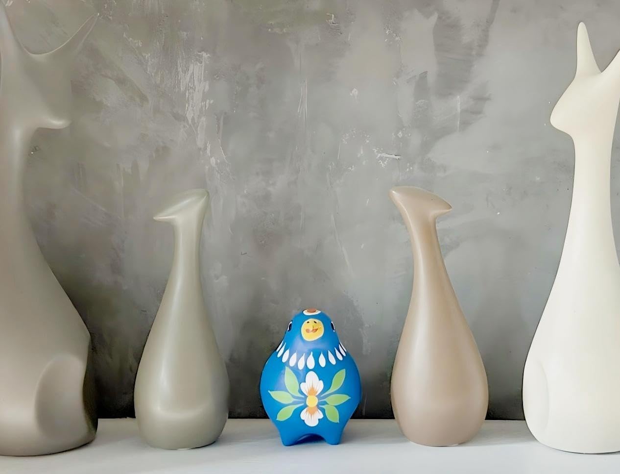 Decorative Clay Bird Figurines Hand-Painted Folk Art Design Collectible Smal Figurines Holiday Birthday Couples Friend Unique Gift Idea Decorative Home Art Table Bring Good Luck (Blue)