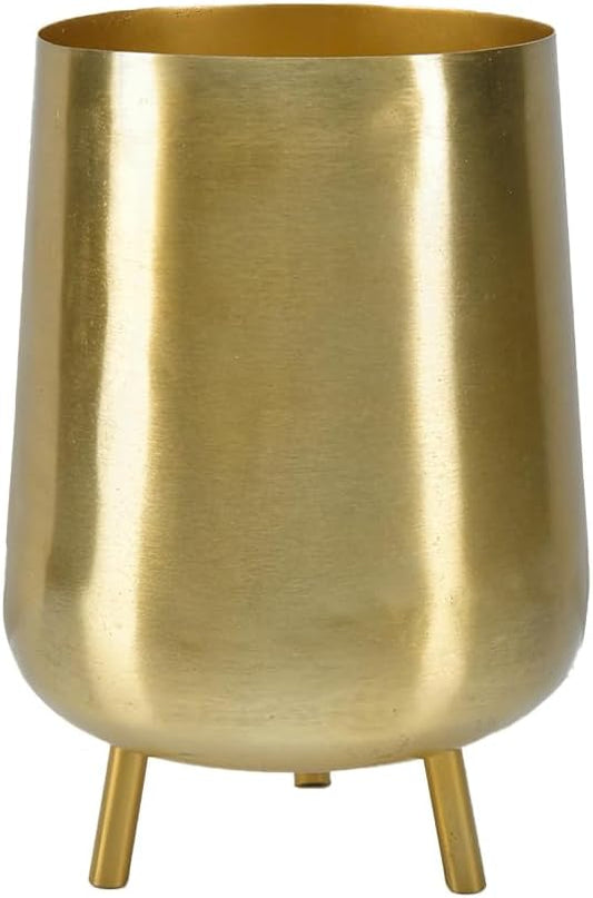 Serene Spaces Living 8" Gold Three Footed Planter, Stylish Iron Cachepot for Succulents, Cacti, Herbs, Mid-Century Inspired Indoor/Outdoor Planter Pot, Living Room, Kitchen, Office (Pack of 1)