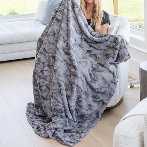 GRACED SOFT LUXURIES Large Throw Blanket Super Soft Comfy Warm Elegant Cozy Faux Fur for Home, Sofas, Couches, Beds, Chairs (Large 50" x 60", Marbled Gray)