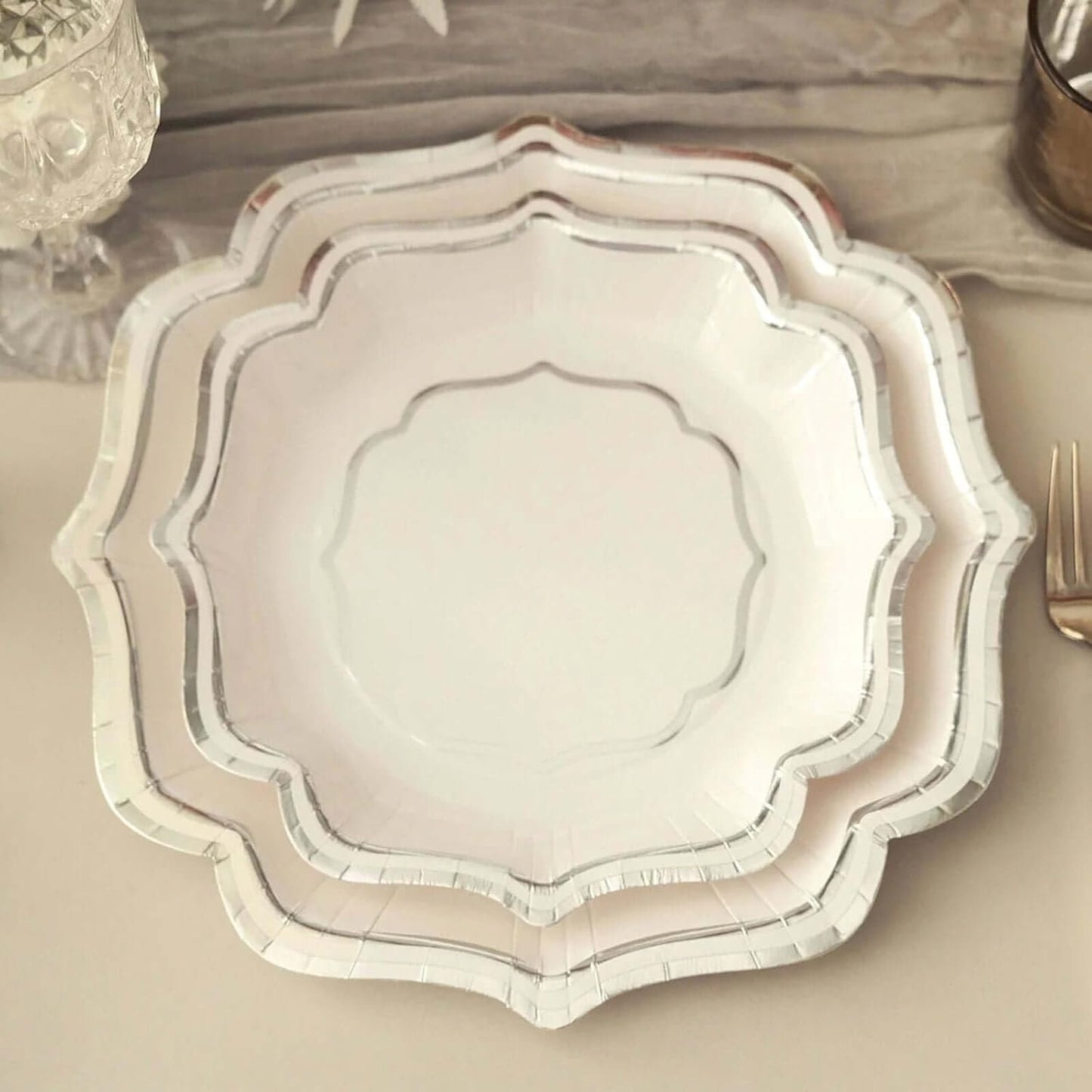 Efavormart 25 Pack | White/Silver 8" Scallop Rim Dessert Party Paper Plates, Disposable Appetizer Salad Plates - 300 GSM