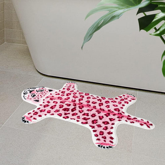 Funny Pink Leopard Bath Mat for Bathroom, Cute Cartoon Bathroom Rugs Non Slip Animal Shaped Absorbent Preppy Bathtub Rug Decor Aesthetic Plush Shower Rugs Machine Washable 23.6x39.3in