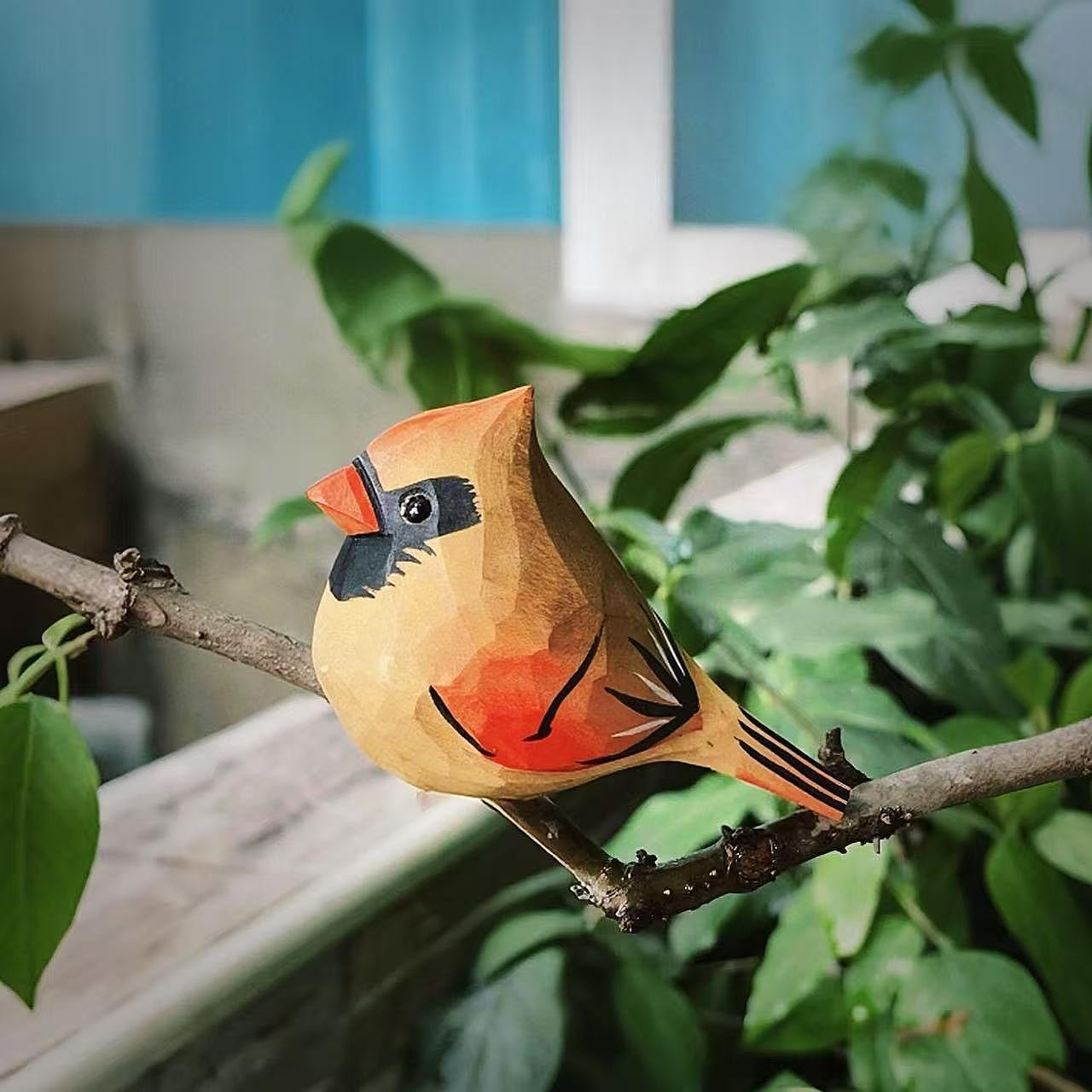 Handmade Wooden Northern Cardinal Figurines Set, Hand-Painted Female Cardinal Birds on Base - Home Decor, Christmas Ornaments, Unique Gift for Bird Lovers & Craft Enthusiasts