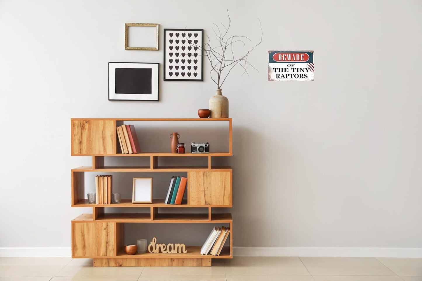 Funny Metal Tin Sign Decor Farm Fence Warning Sign Outdoor Chicken Coop Rustic Wood Decor Beware of The Tiny Raptors Home Room Vintage Wall Poster Art Gift 8x12 in