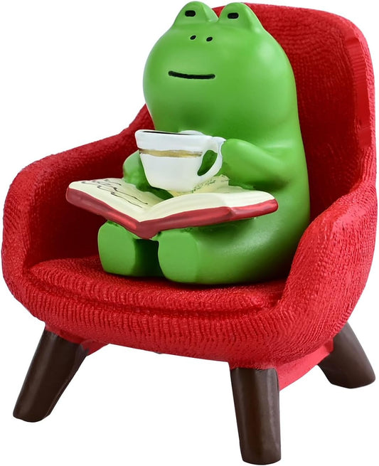 Cute Mini Frog Figurine with Small Sofa Resin Frog Figure for Office Home Decor - Cute Frog Gift for Frog Lovers (Red Sofa)
