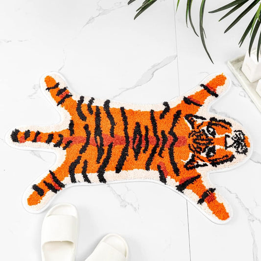 Funny Tiger Bath Mat for Bathroom, Cute Orange Tiger Cartoon Bath Rugs Non Slip Animal Shaped Absorbent Preppy Small Bathtub Rug Bathroom Decor Aesthetic Plush Shower Rugs Machine Washable