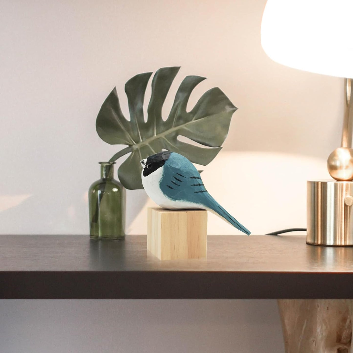 DIYOMR Hand Carved Wooden Bird Statue, Art Animal Sculpture with Wood Block, Vivid Blue Sparrow for Gift Home Table Ornament Decor