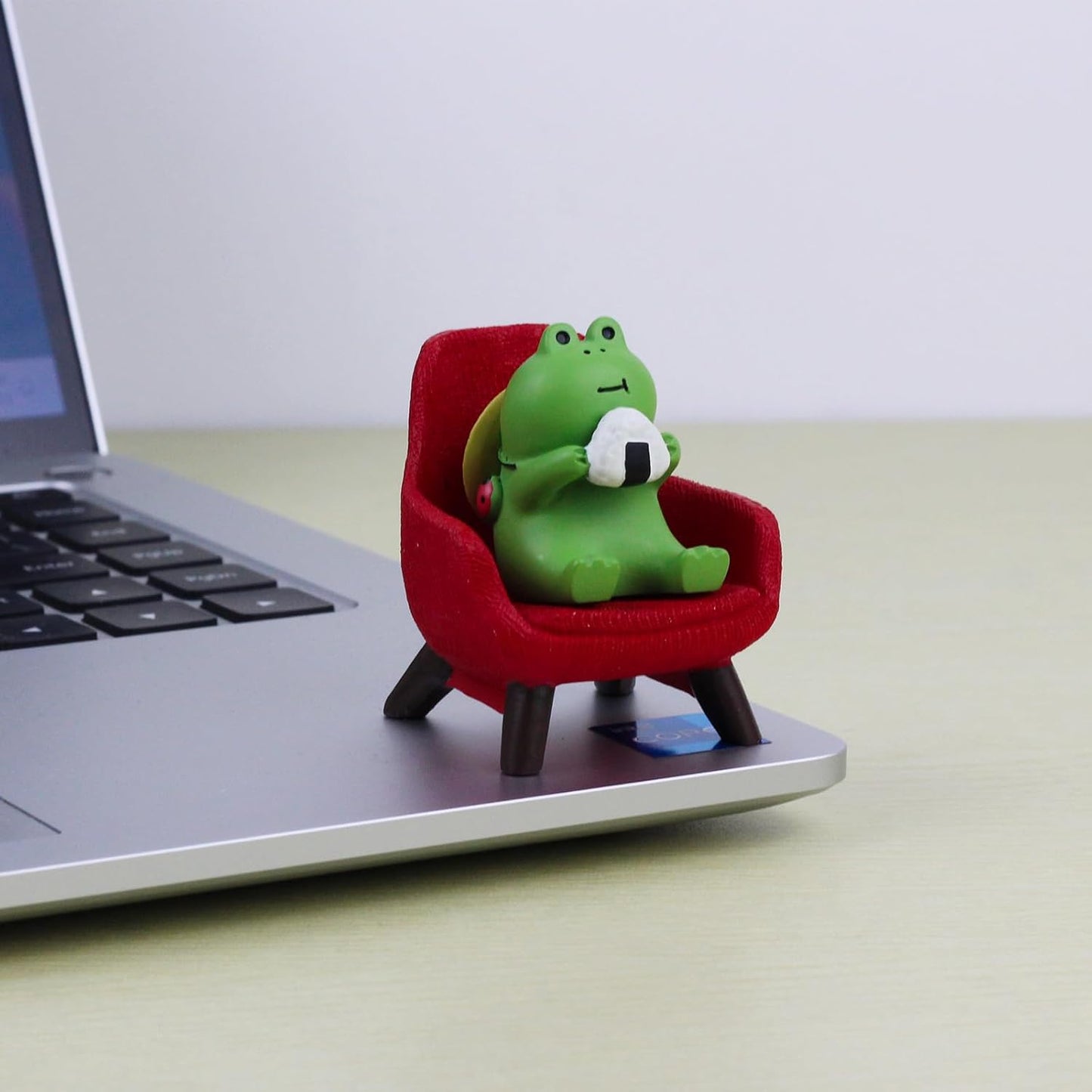 Miniature Frogs - Cute Frog Sculptures for Outdoor Fairy Garden, Desk Decor & Plant Shelf