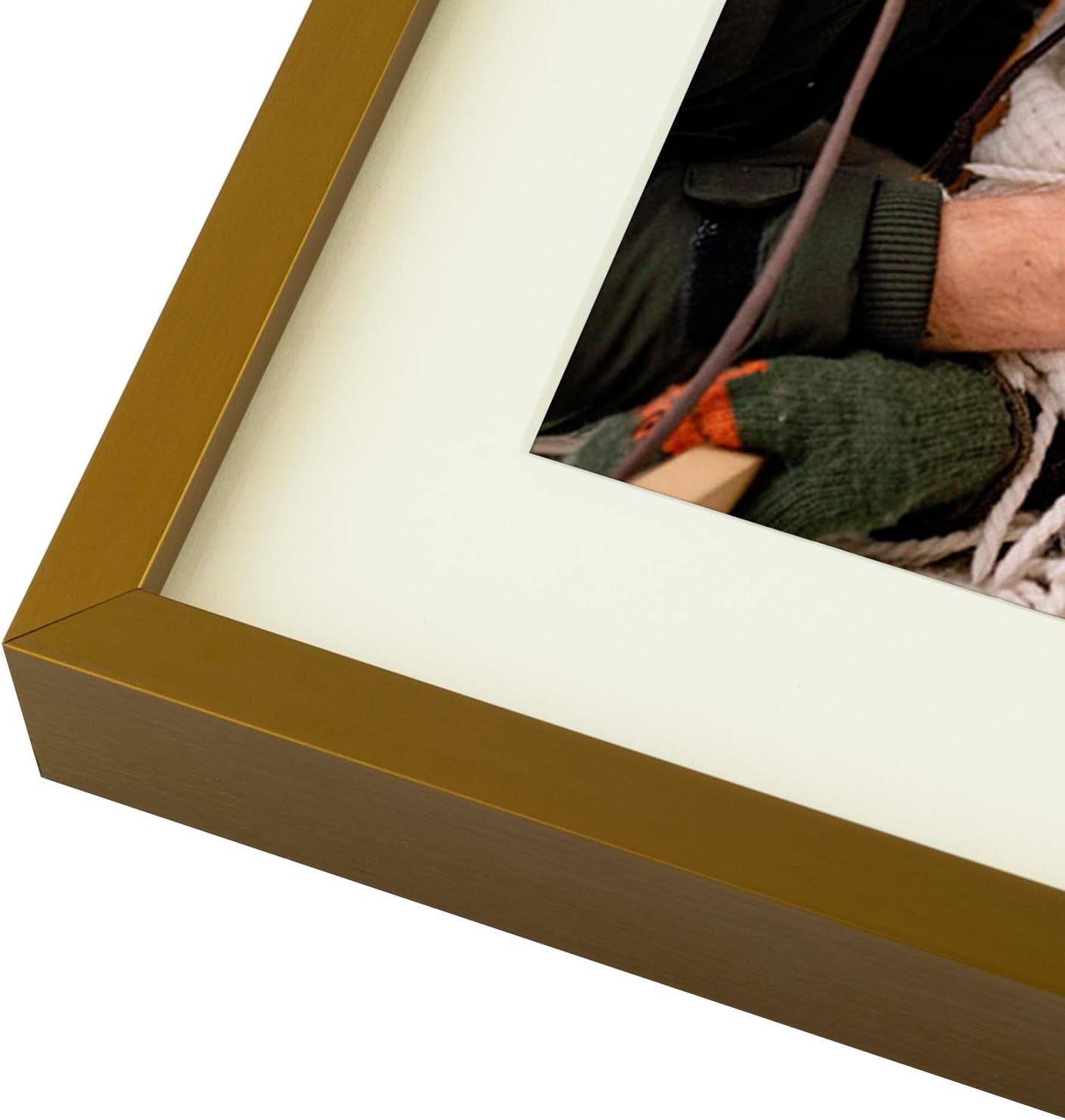 Frametory - 11x14 Aluminum Collage Picture Frame - Display 5x7 Pictures with 2 Openings Mat - Real Glass Front - Horizontal/Vertical Wall Mount - Bronze 1 Pack