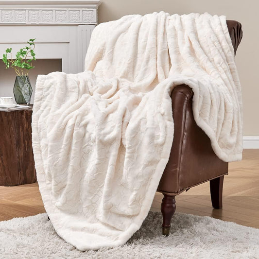 Krifey Faux Fur Throw Blanket, Super Soft Cozy Blanket, Luxury Fluffy Blanket Warm Bed Throw, Plush for Women, Ivory 50" x 60"