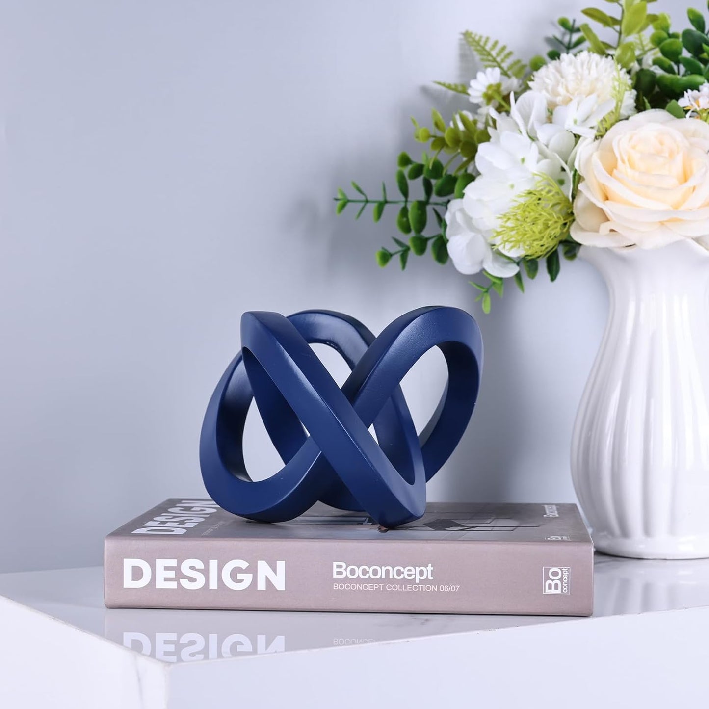 Knot Geometric Sculpture Decor,Mid Century Modern Abstract Figurines,Home Decor Statue,Bookcase Decor,Decorative Accents for Living Room, Coffee Table, Office Desktop, Shelf (Blue)