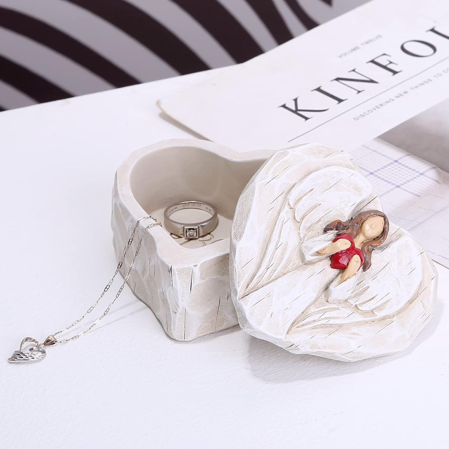 Hodao Angel Figurines Angel Gift Sculpted Hand-Painted Keepsake Box