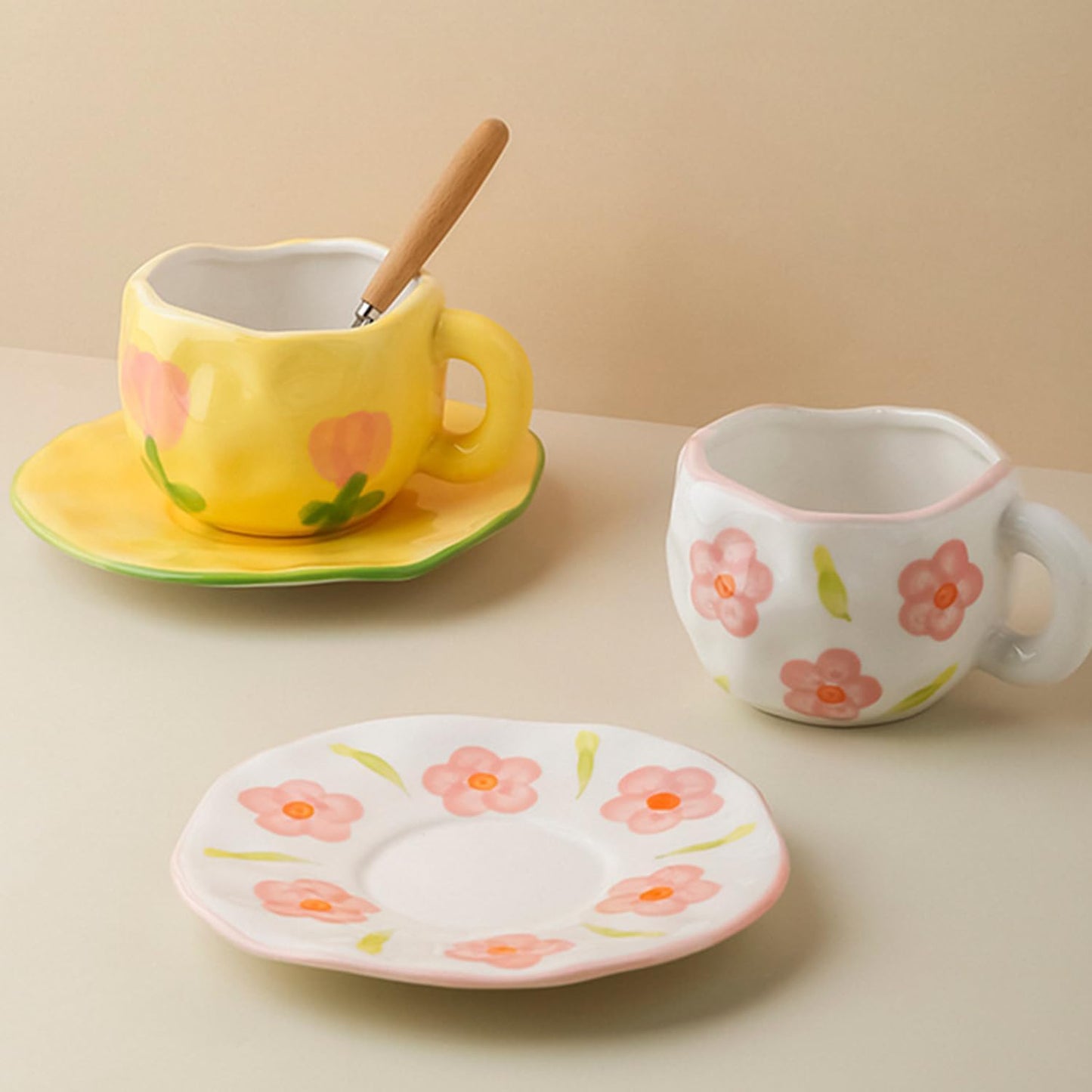 Coffee Mugs Set with Saucer Cute Yellow Tulip Cup Gifts Tea Coffee Mug 250 ML Ceramic Flowers Cup Birthday Gift for Women Girls Mom Friend Coffee Mug