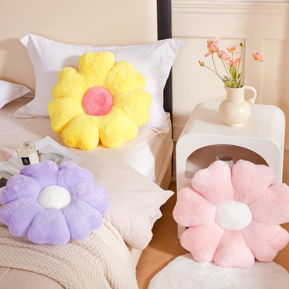 Flower Pillow, Yellow Daisy Flower Decorative Pillows for Bed, Cute 19.6" Flower Shaped Pillow with Soft Faux Rabbit Fur Dorm Home Decor Floor Seating Cushion