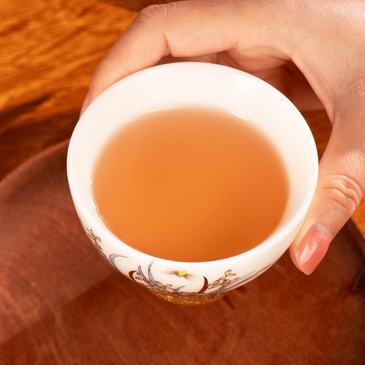 KAMMAK Ceramic Tea Cups Small, Cute Vintage Coffee Cup Set of 2, Porcelain Teacups Espresso Mug, 2.9oz Hand Painted Chinese Afternoon Tea Party Mugs, Birthday Gift for Women Men, High Footed