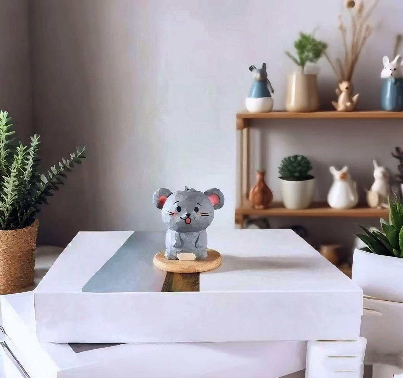 Hand Carved Little Mouse Figurines Craft, 2PCS Wooden Mouse Figurine with Base, Cute Desktop Decor, Wooden Animal Statue Art Collectibles