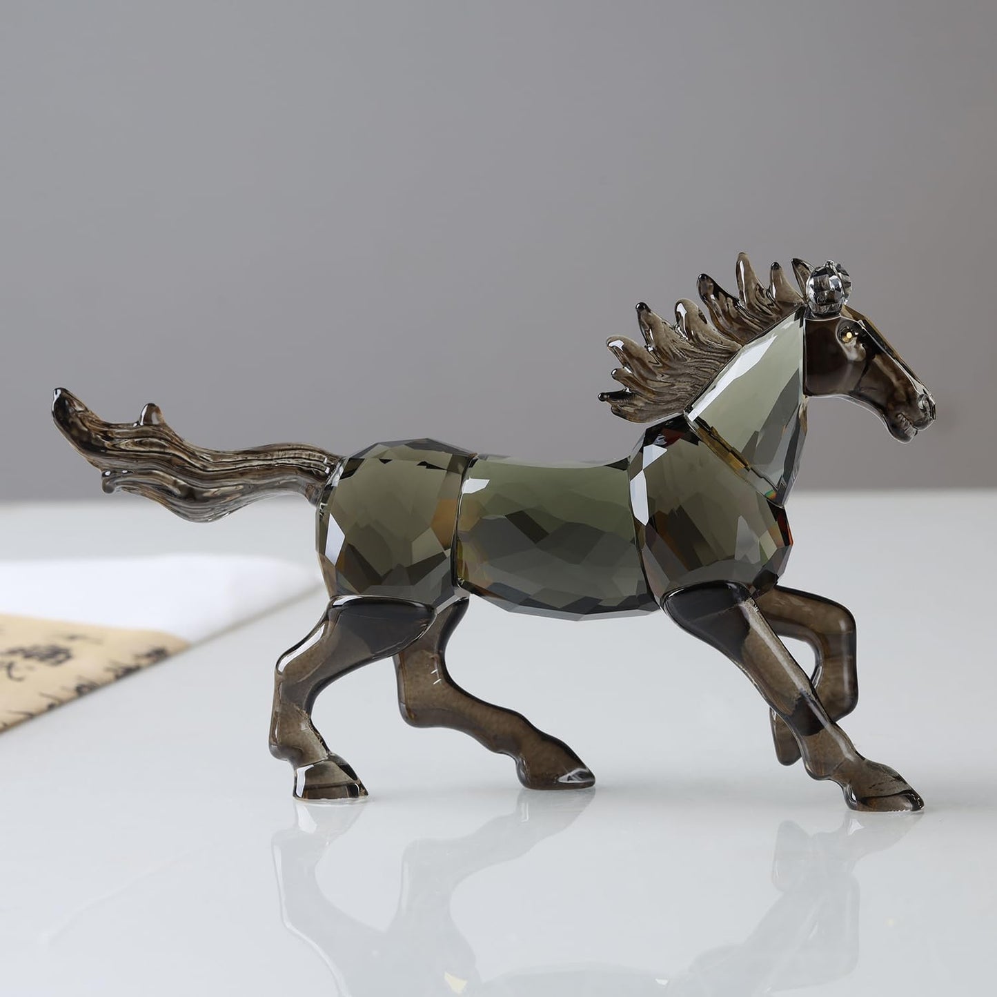 Crystal Horse Realistic Animal Art Figurine Collection Table top Ornament Statue Home Decor (Black)