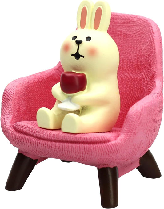 Cute Mini Rabbit Figurine Resin Rabbit for Office, Home Decoration - Pink Sofa