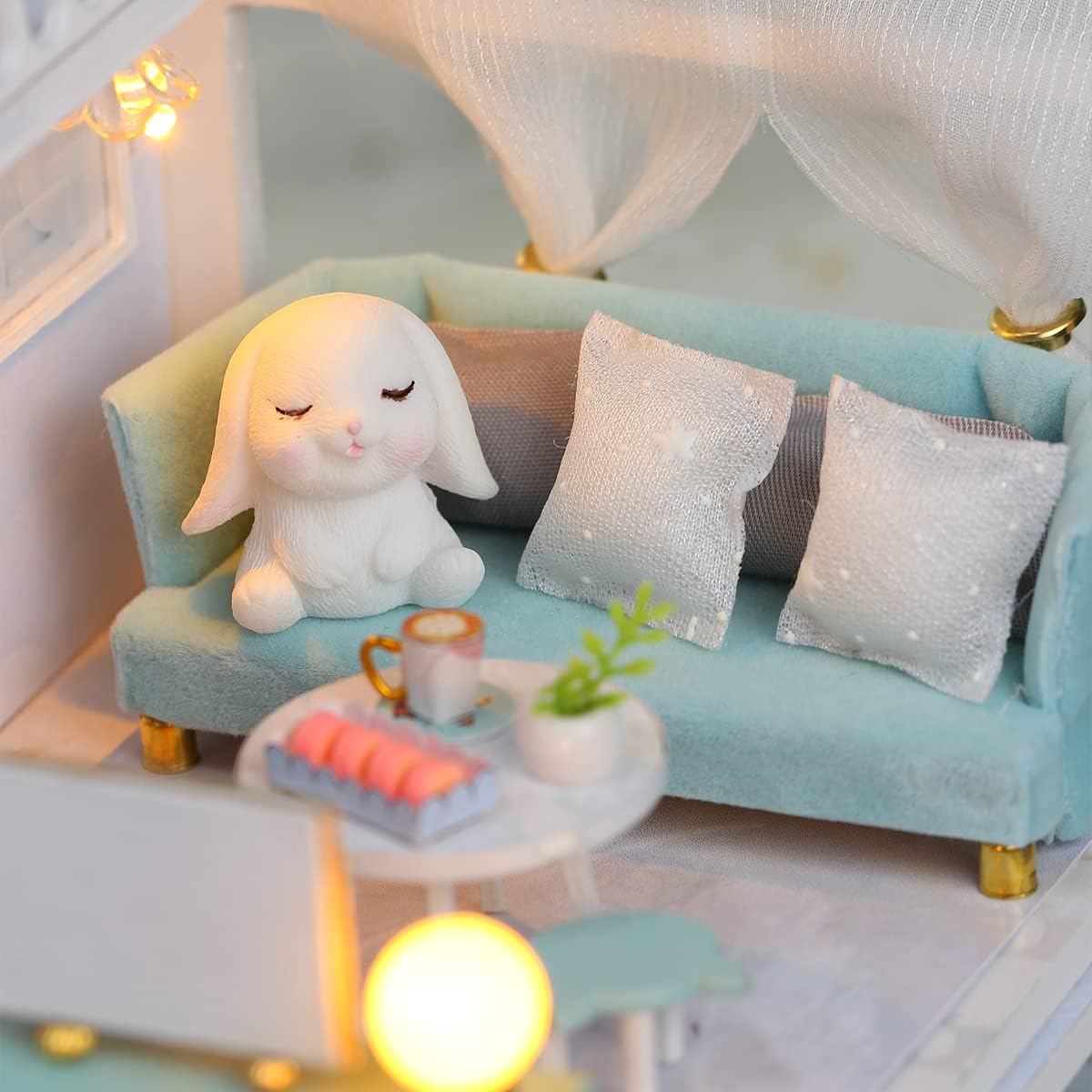 GuDoQi DIY Miniature Dollhouse Kit, Tiny House kit with Furniture, Miniature House Kit 1:24 Scale, Great Gift for Birthday Christmas Day, Beautiful Blue Room