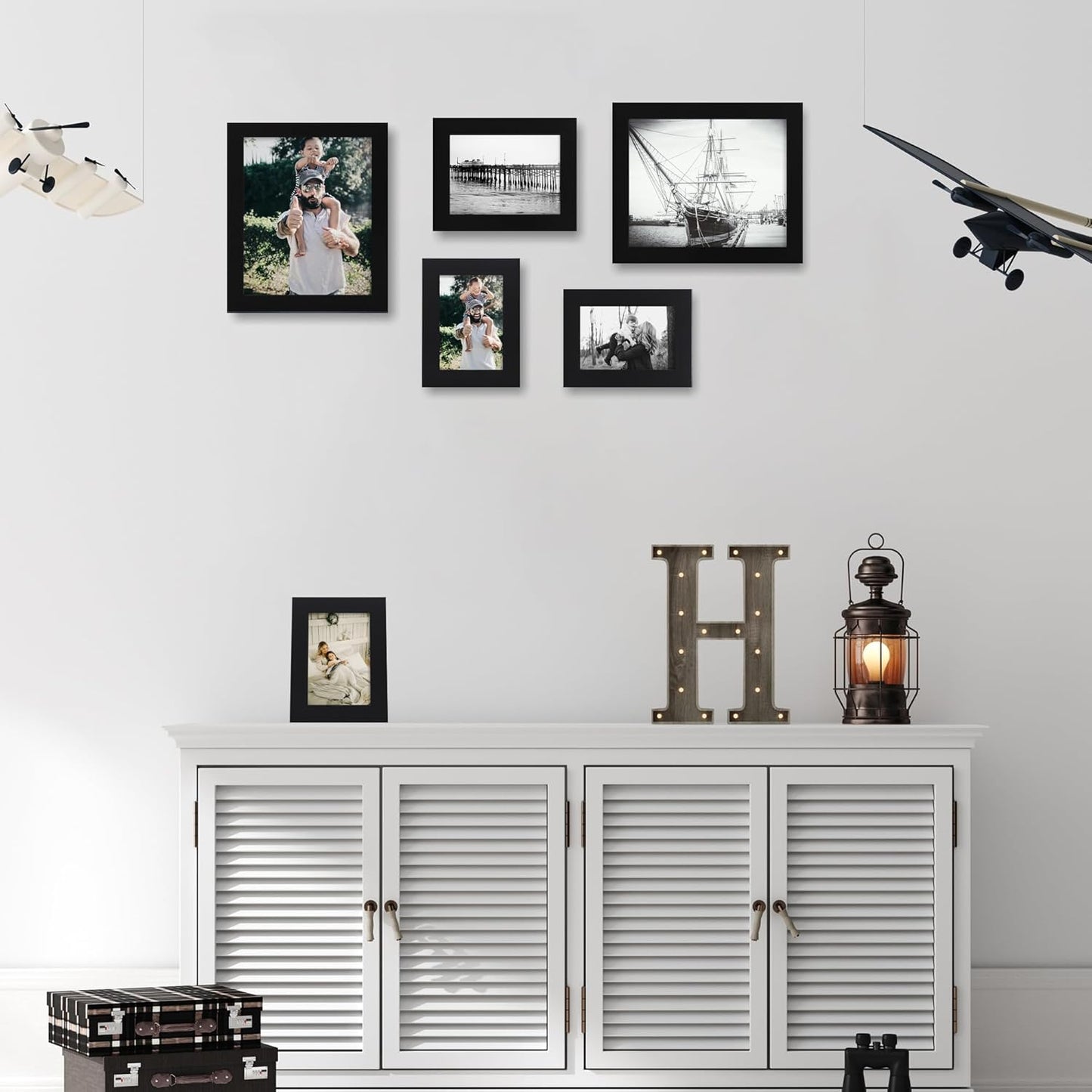 iRahmen 4x6 Picture Frame Set of 4, High Definition Glass Black Picture Frame, 4 x 6 Wood Photo Frames for Horizontal or Vertical Display Tabletop and Wall Mounting