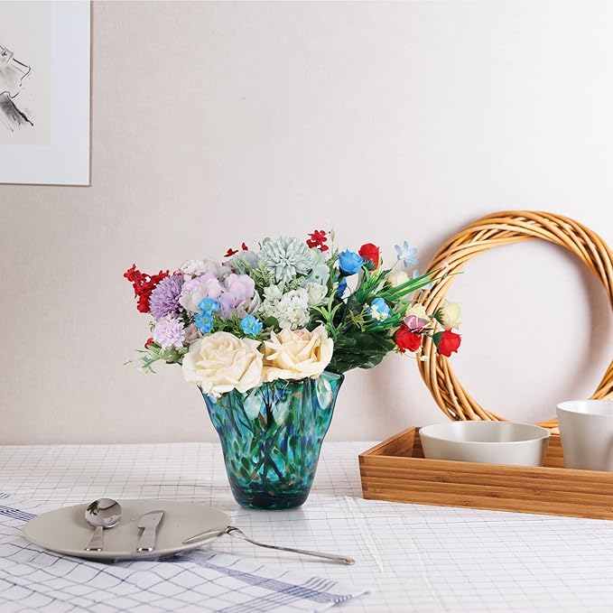 Hand-Blown Glass vase, Green Wide-Mouth Petal-Shaped vase, Modern Glass Art Decoration, Ideal for Living Rooms, Kitchens, Weddings, Dining Tables, and Office Centerpiece Floral Arrangements.