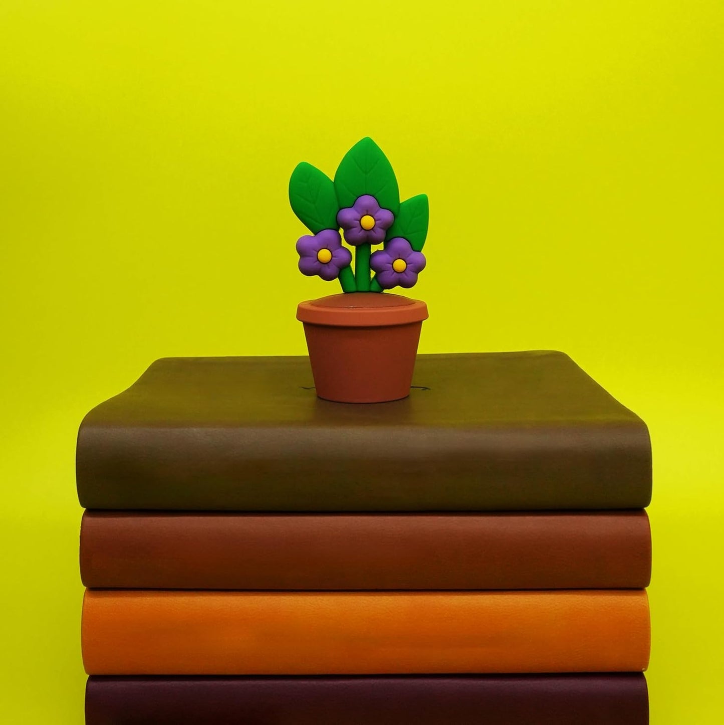 Mini Garden Figurines for Desk Decor – Cute Accessories for Fairy Gardens, Terrariums, Succulent Pots & Office Spaces – Tiny Plant Decor Statues - African Violet